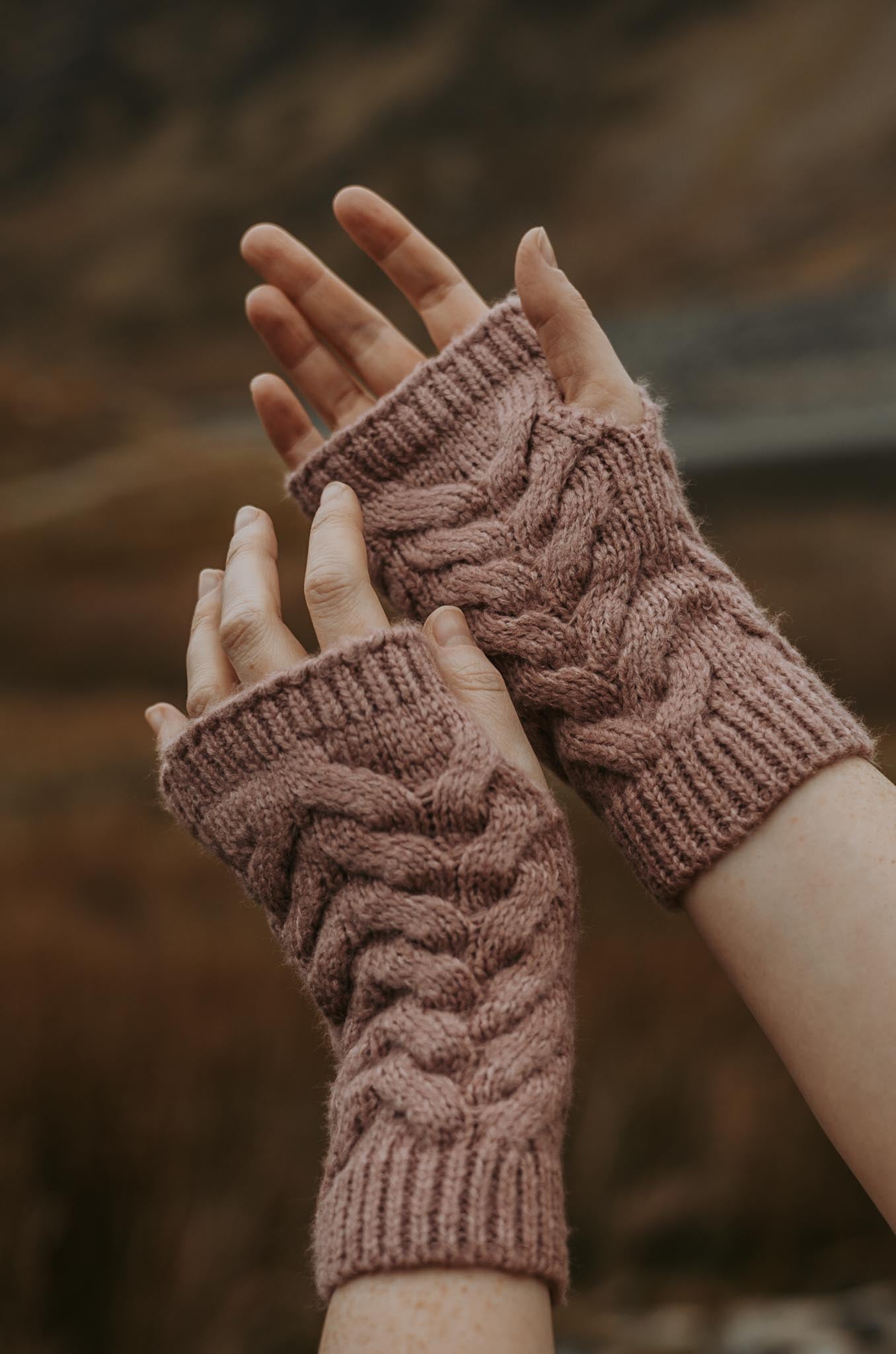New Winter Rose Colour Hand/Wrist Warmers